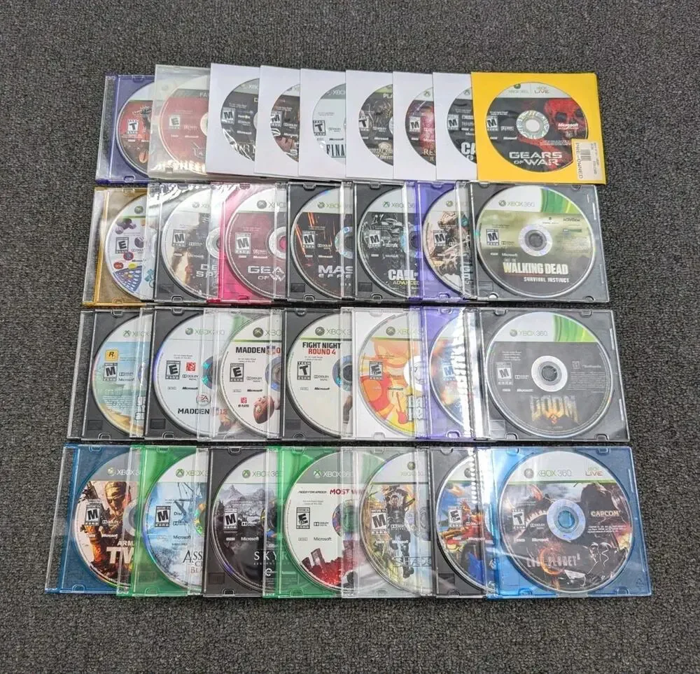 Lot of 32 Microsoft XBOX 360 Games Loose Discs in Sleeves Tested/Untested